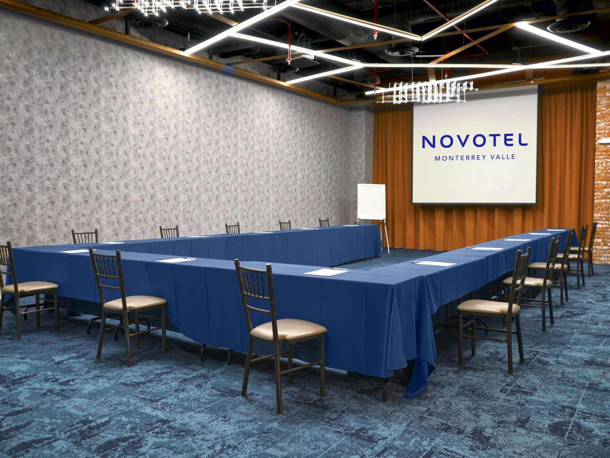 Novotel Monterrey Valle San Pedro Garza Garcia Exterior photo
